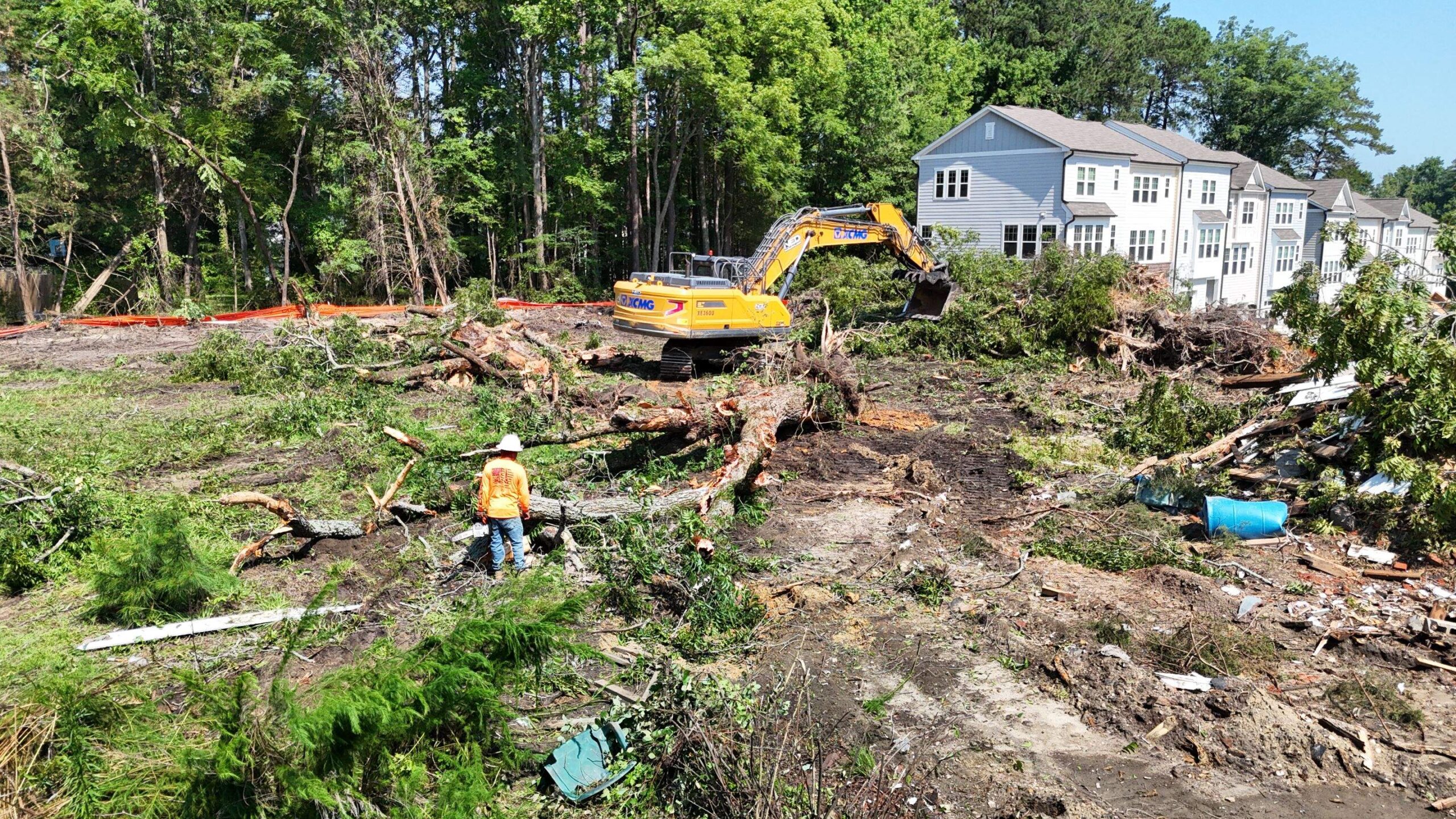 Demolition equipment clearing site
