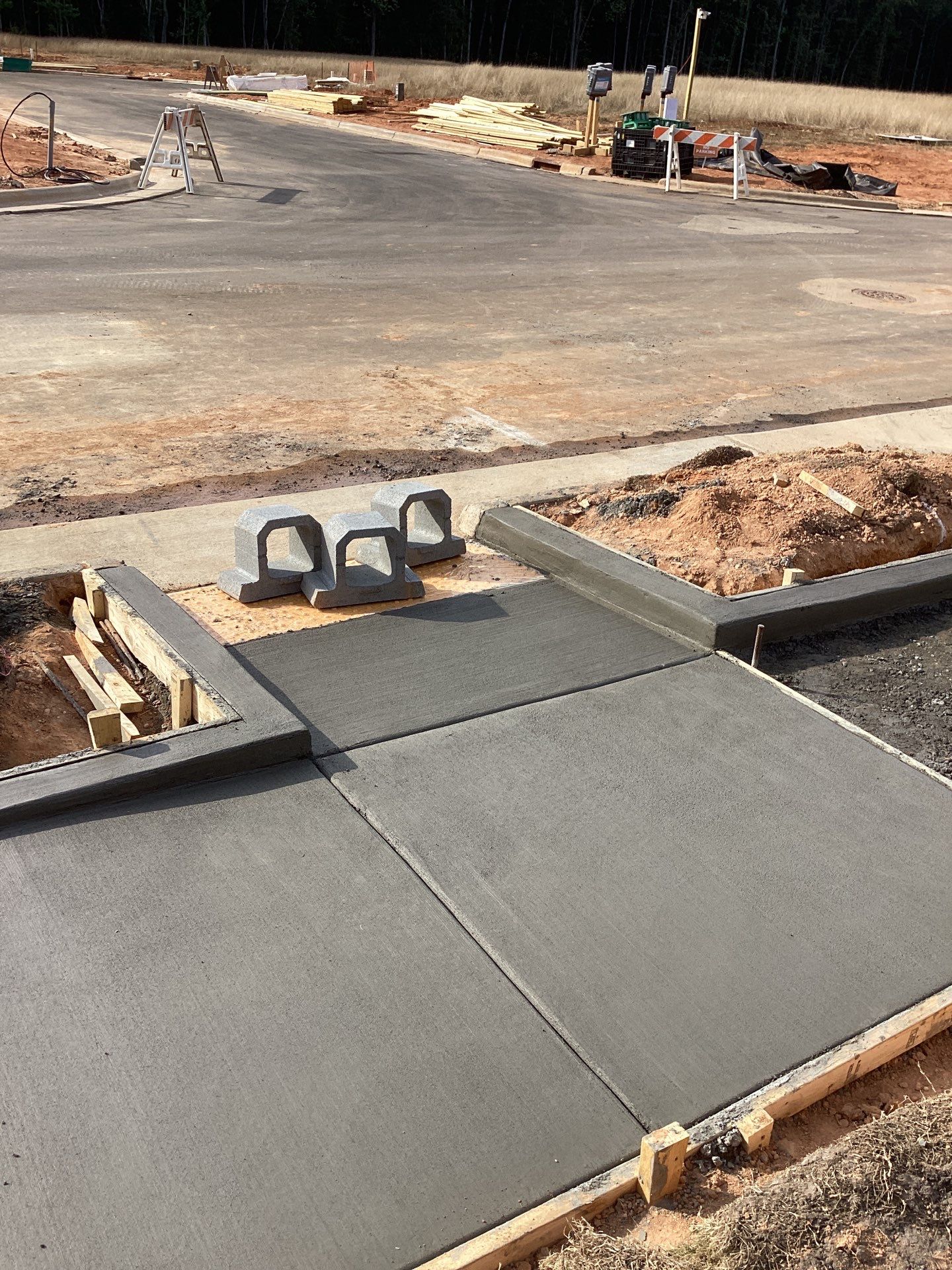 CapCon Concrete flatwork and sidewalk services